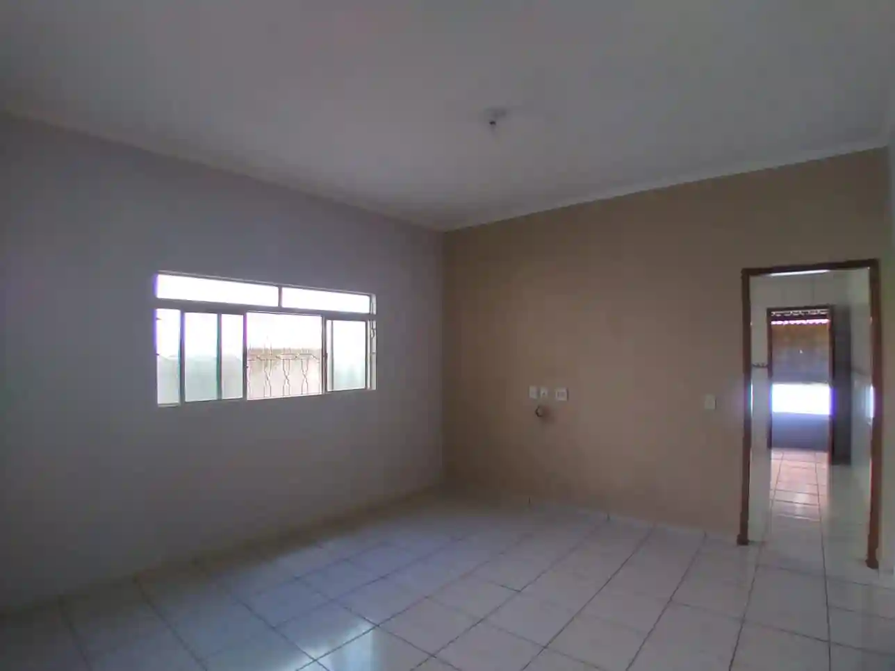 Casa à venda — foto 3 de 10