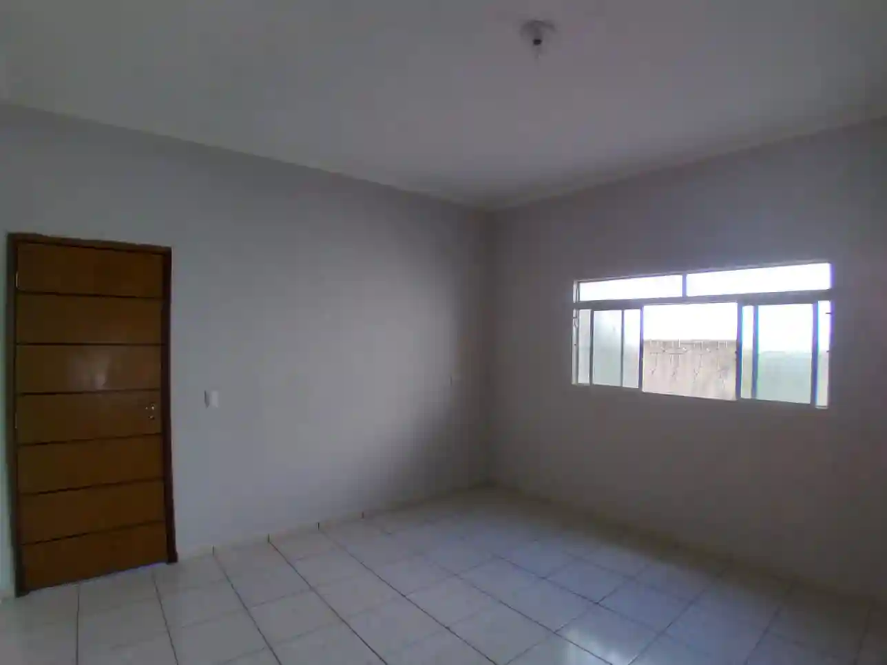 Casa à venda — foto 6 de 10