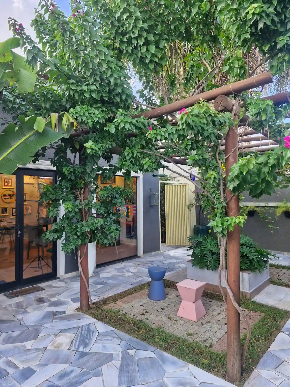 Casa com 3 quartos à venda, 300m² — foto 5 de 19