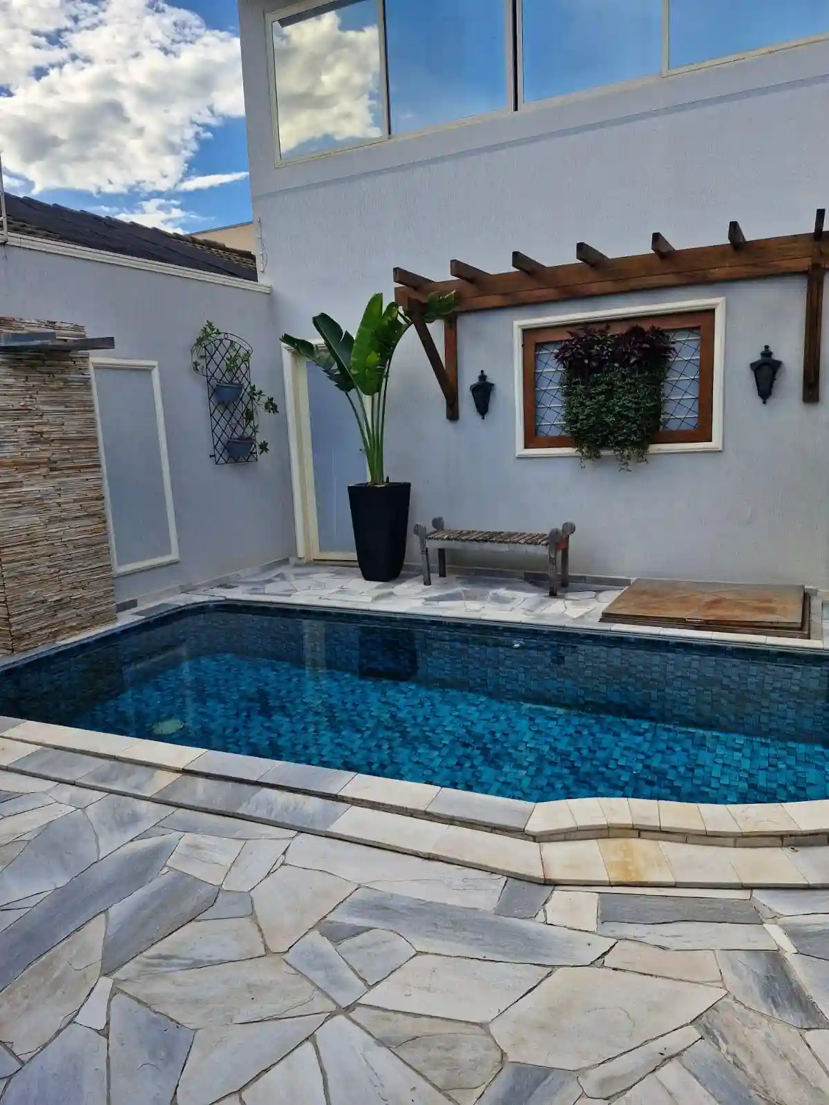 Casa com 3 quartos à venda, 300m² — foto 16 de 19