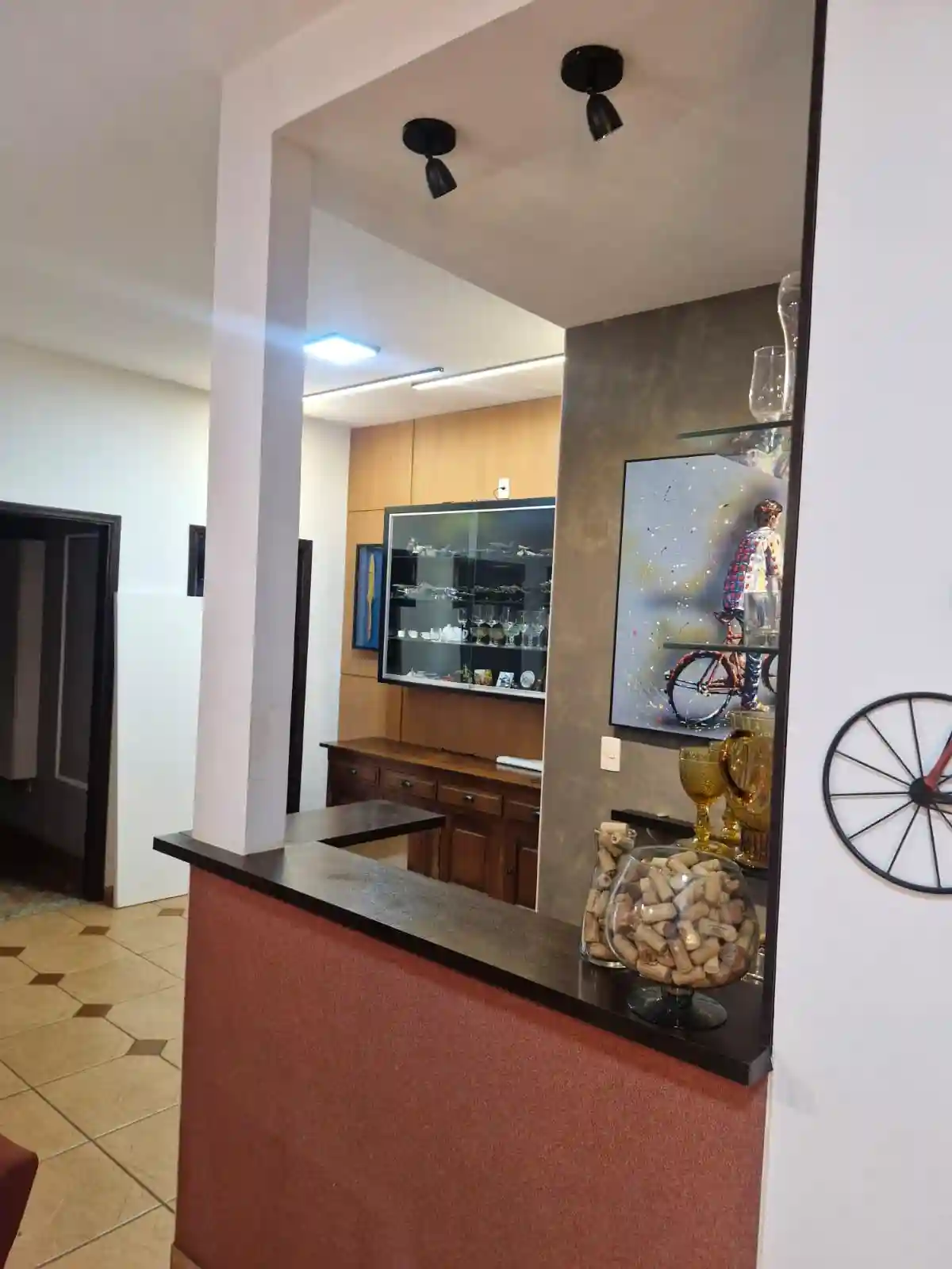 Casa com 3 quartos à venda, 300m² — foto 9 de 19