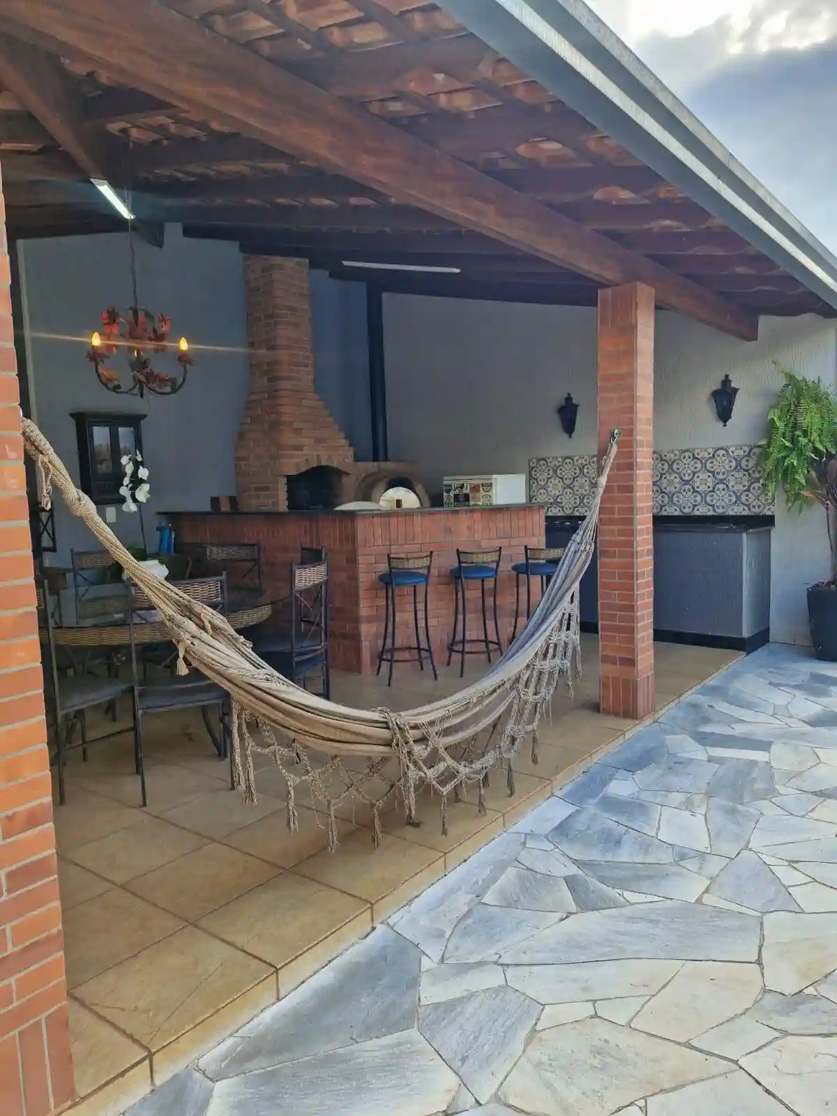 Casa com 3 quartos à venda, 300m² — foto 18 de 19