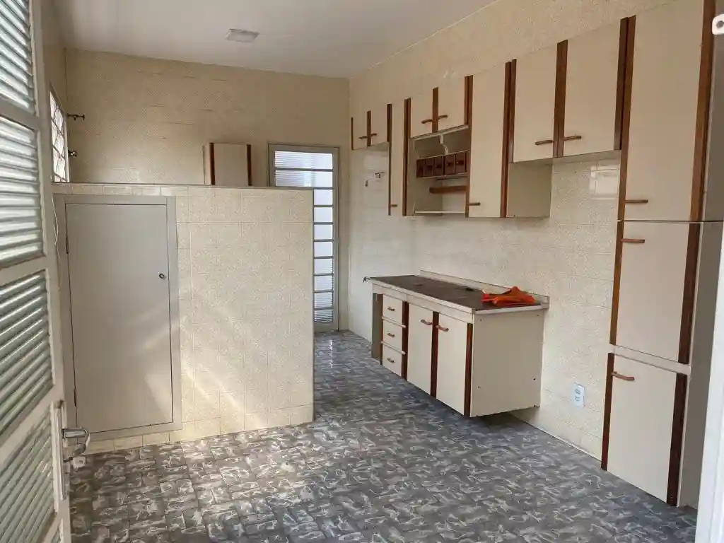 Casa com 3 quartos para aluguel, 120m² — foto 2 de 11