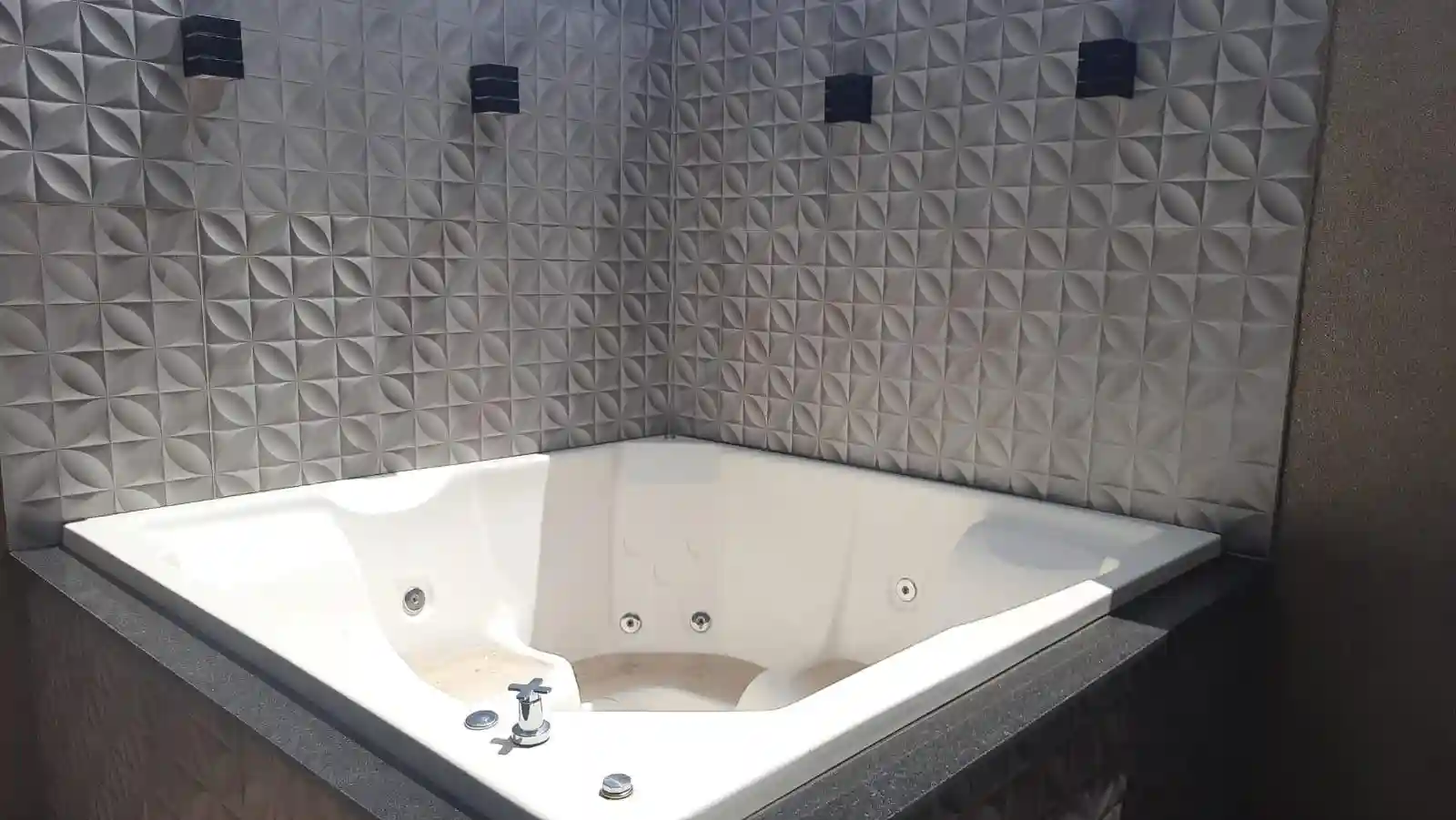 Casa de Condomínio com 3 quartos à venda, 180m² — foto 17 de 28