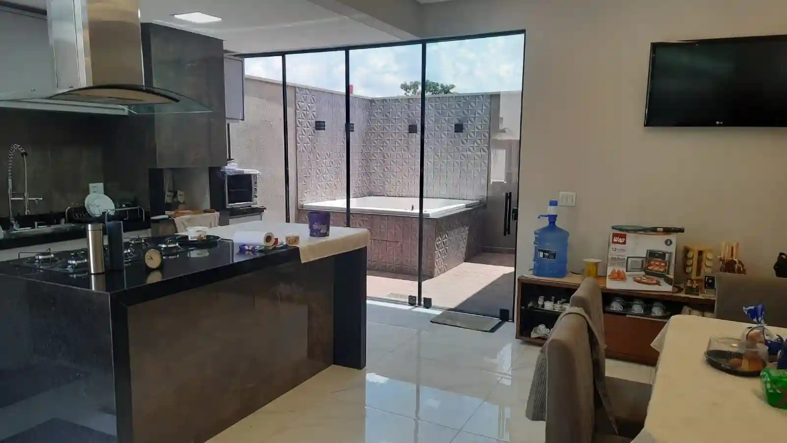 Casa de Condomínio com 3 quartos à venda, 180m² — foto 12 de 28