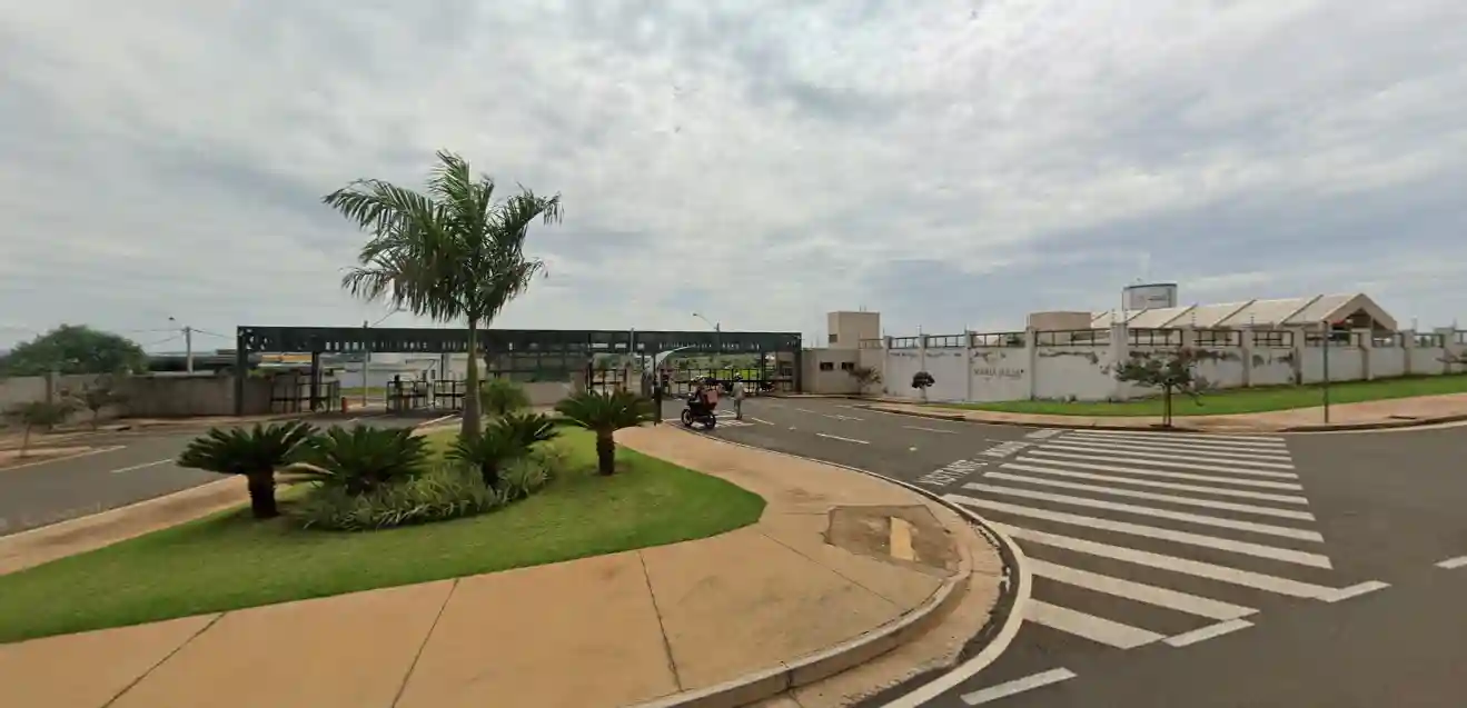 Terreno / Lote / Condomínio  à venda, 253m² — foto 1 de 1