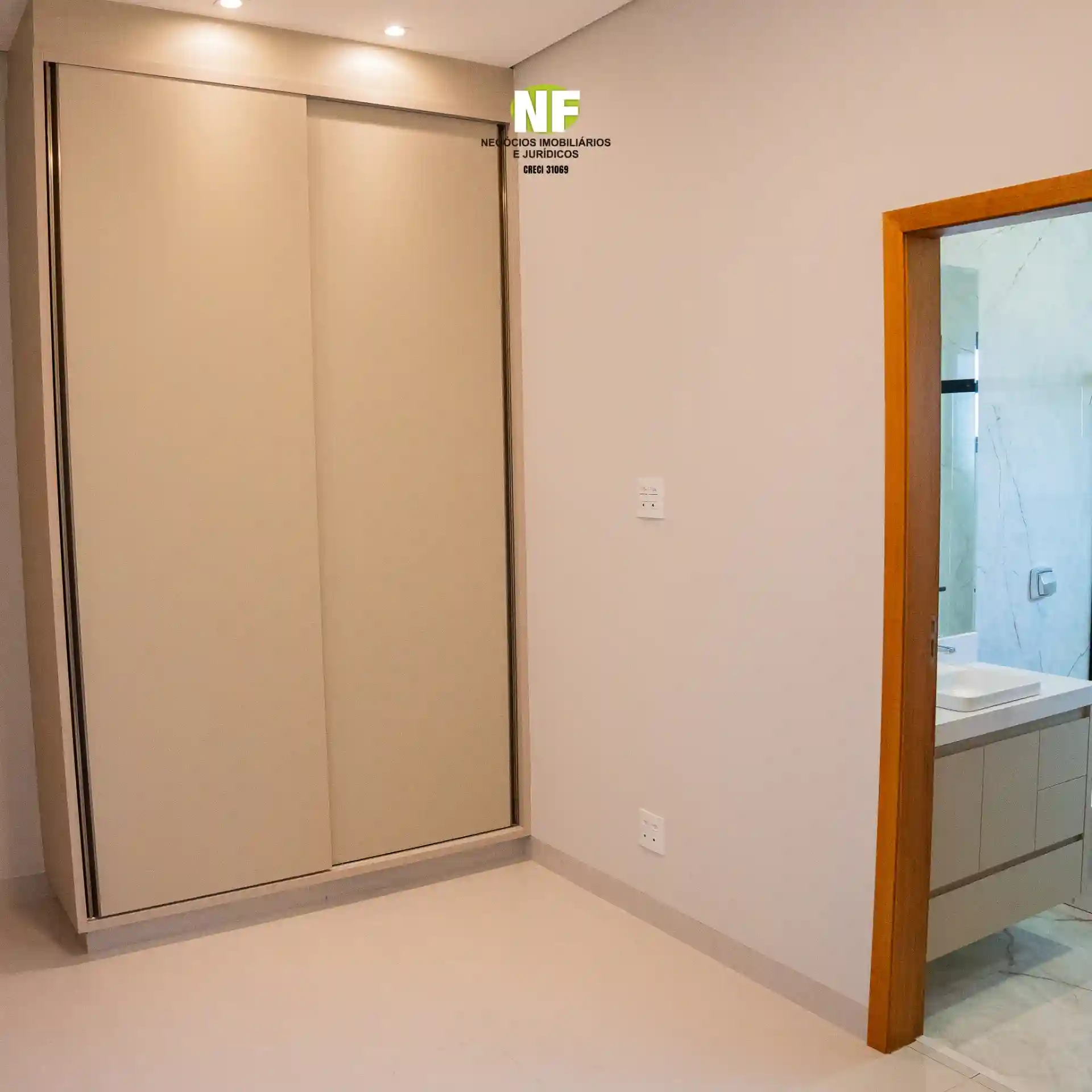 Casa de Condomínio com 3 quartos à venda, 276m² — foto 12 de 16