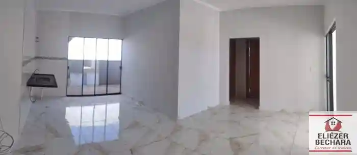 Casa com 3 quartos à venda, 100m² — foto 1 de 11