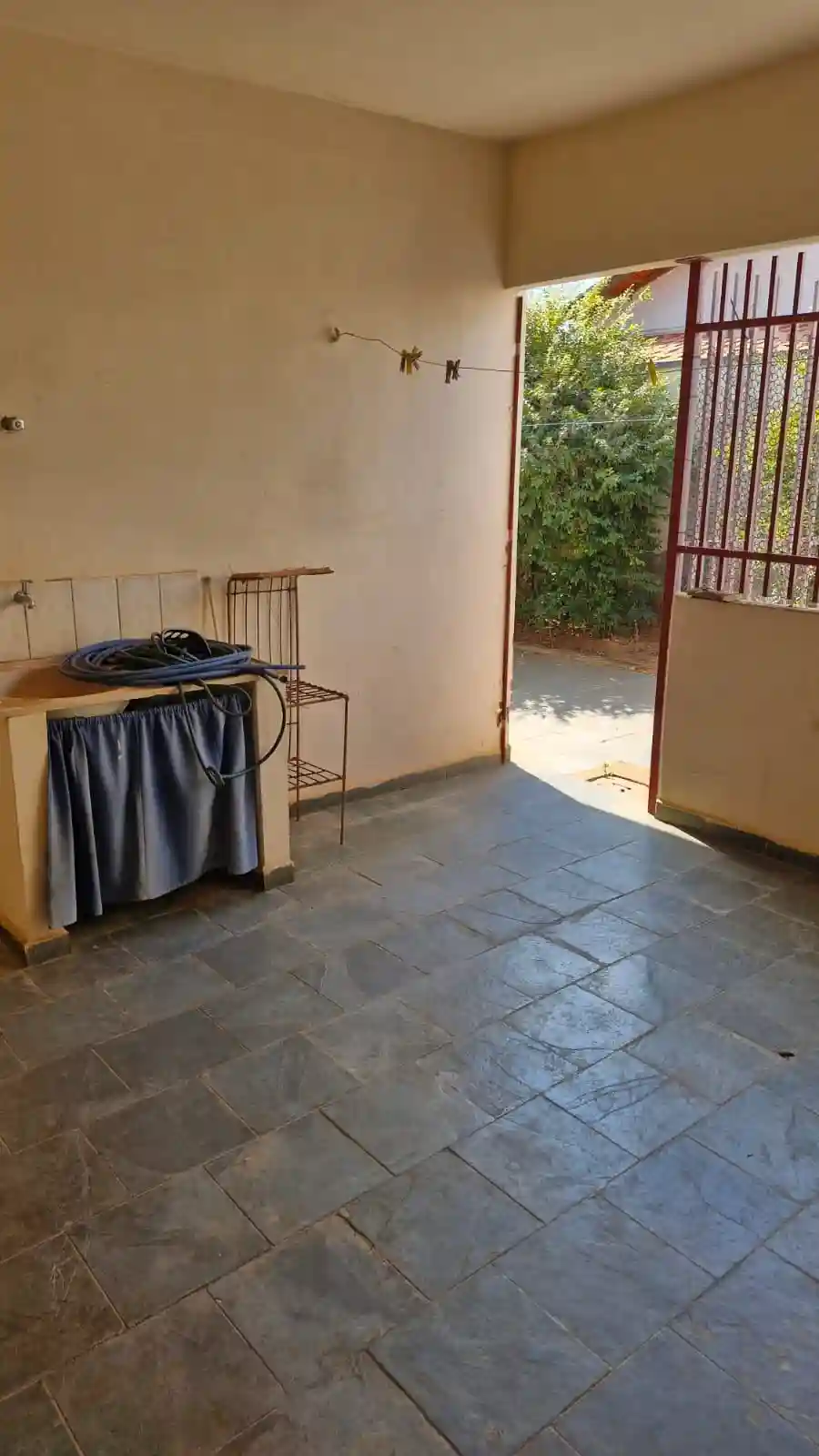 Casa com 3 quartos à venda, 200m² — foto 2 de 21