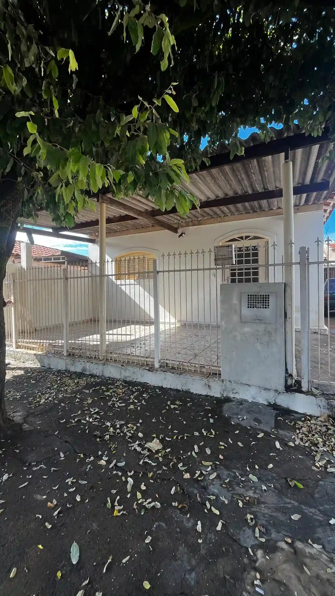 Casa com 2 quartos à venda, 198m² — foto 1 de 19