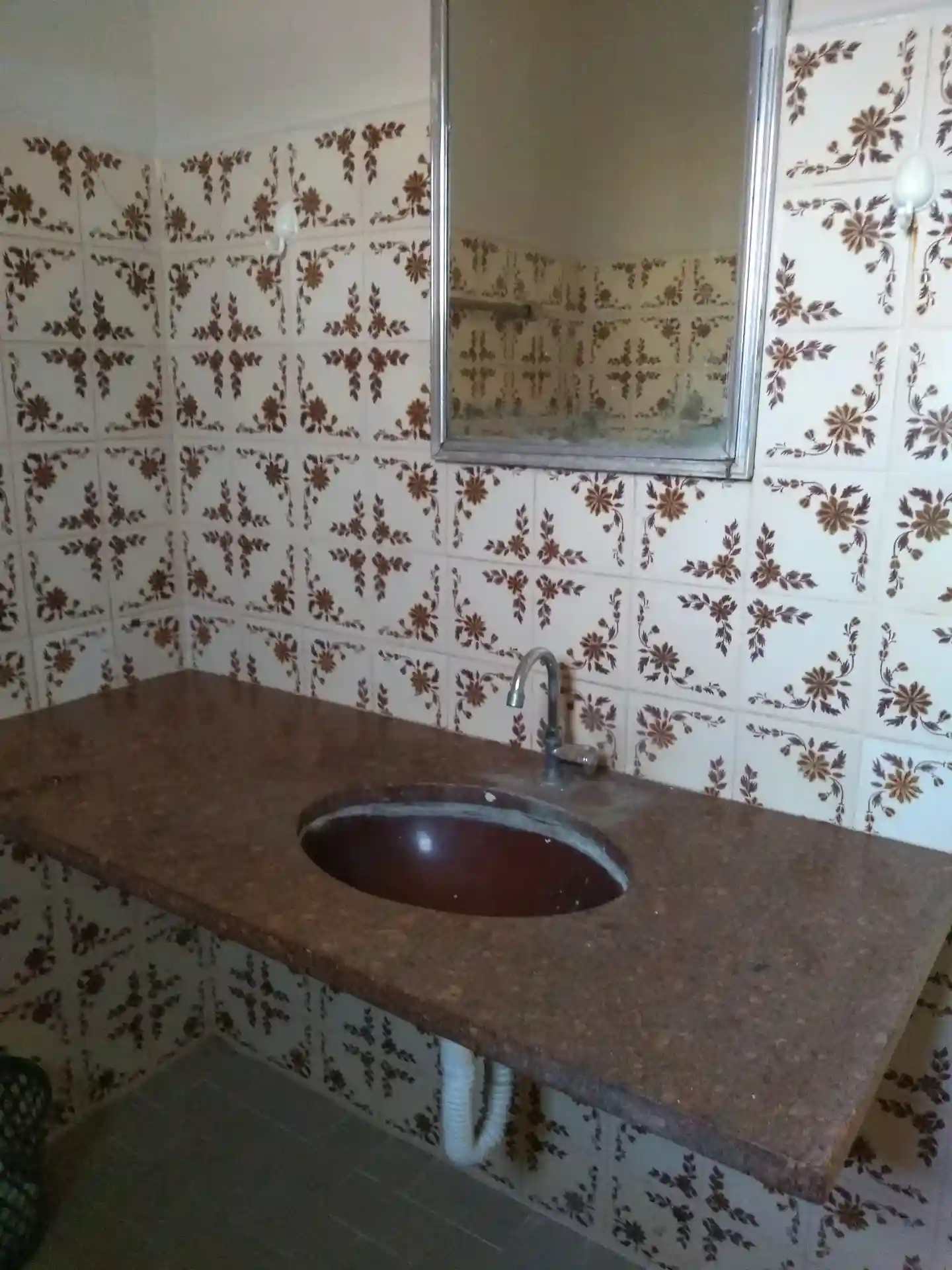 Casa Comercial com 1 quarto para aluguel, 80m² — foto 10 de 24