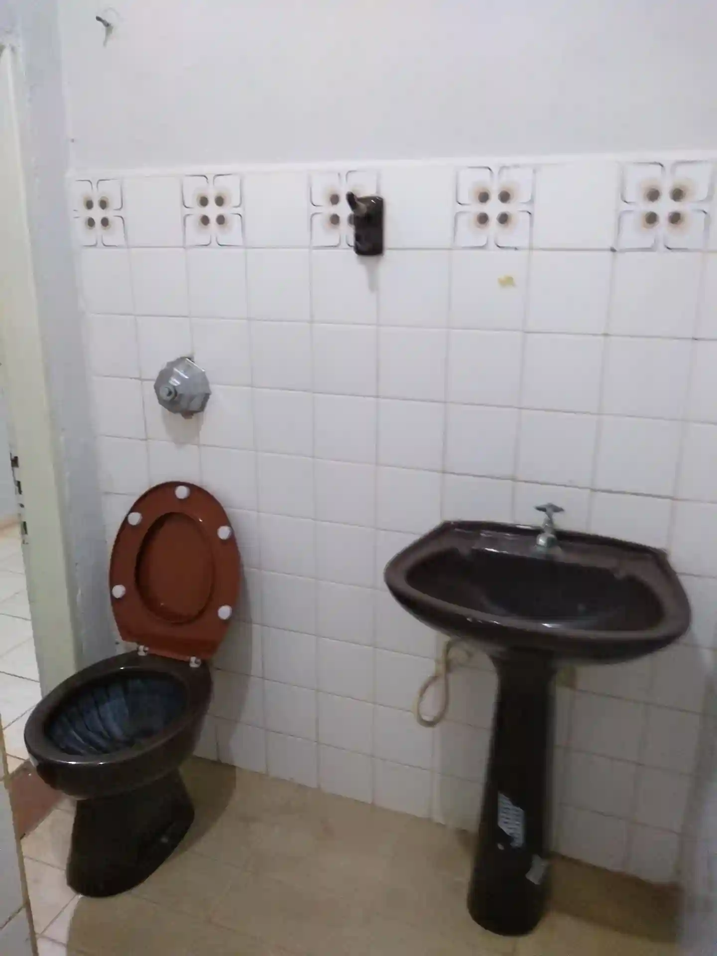 Casa Comercial com 1 quarto para aluguel, 80m² — foto 15 de 24