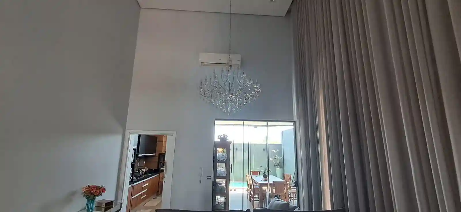 Casa de Condomínio com 3 quartos à venda, 253m² — foto 14 de 19