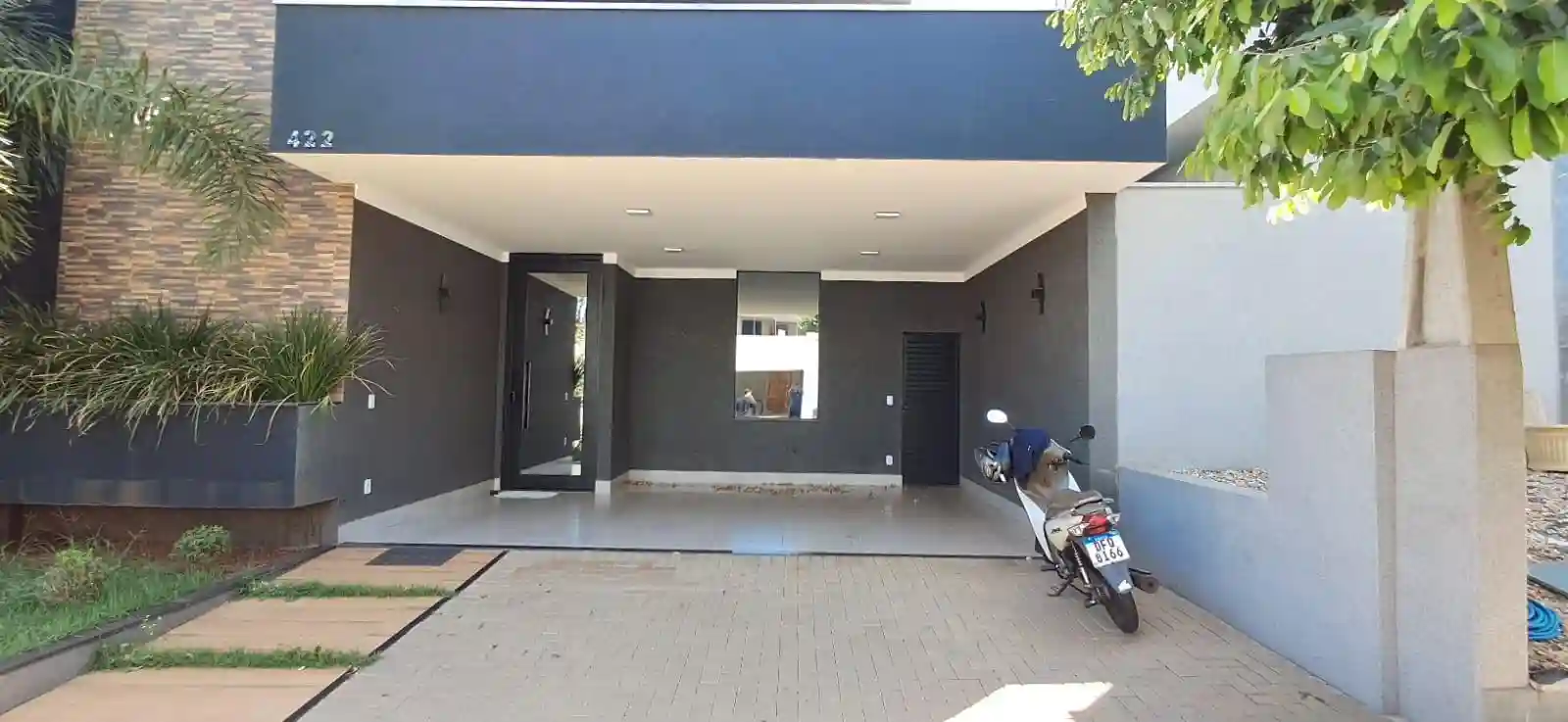 Casa de Condomínio com 3 quartos à venda, 253m² — foto 3 de 19