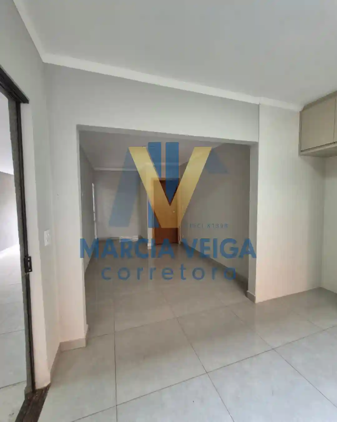Casa com 3 quartos à venda, 200m² — foto 3 de 16