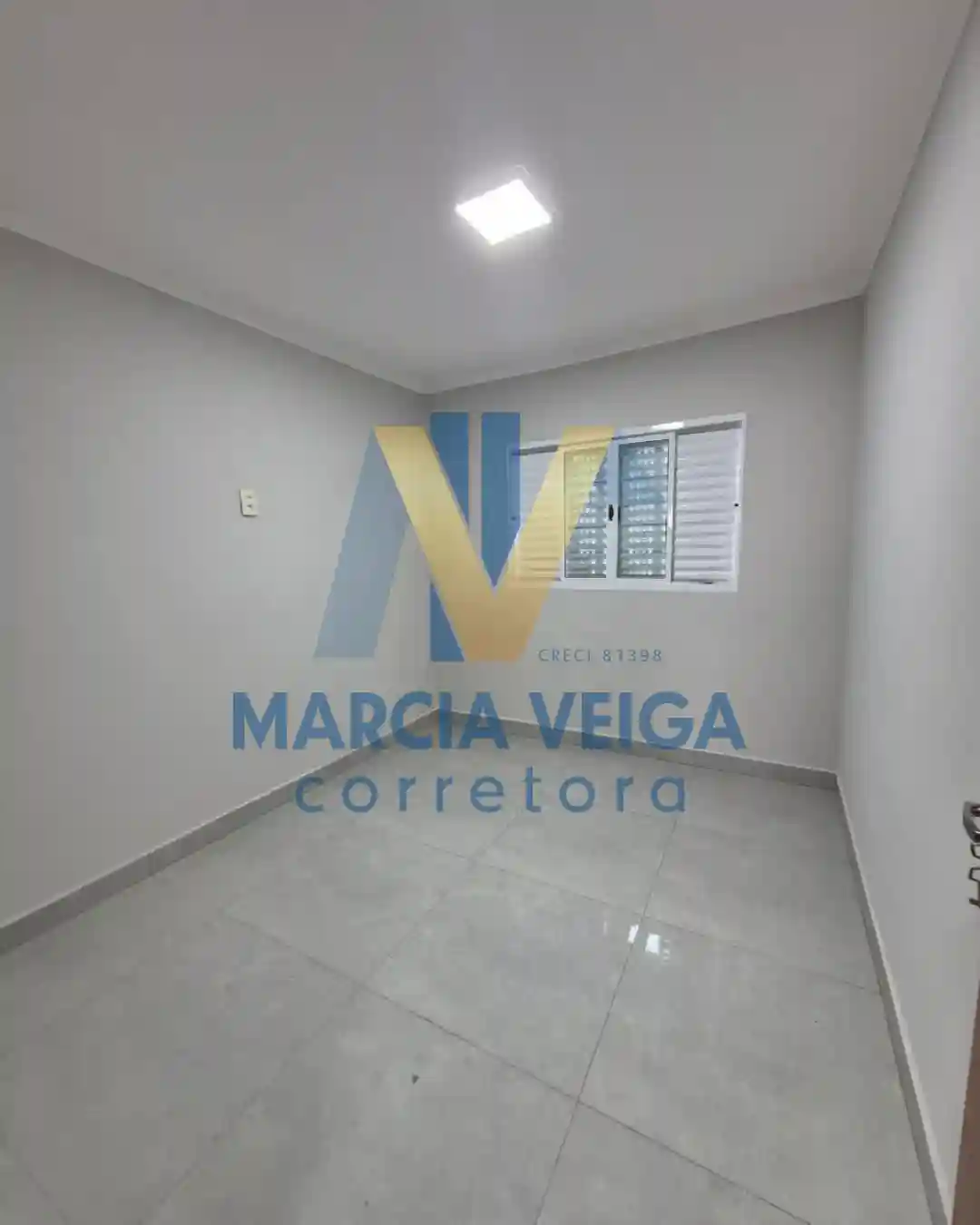 Casa com 3 quartos à venda, 200m² — foto 9 de 16