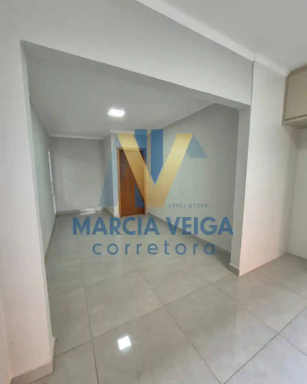 Casa com 3 quartos à venda, 200m² — foto 2 de 16
