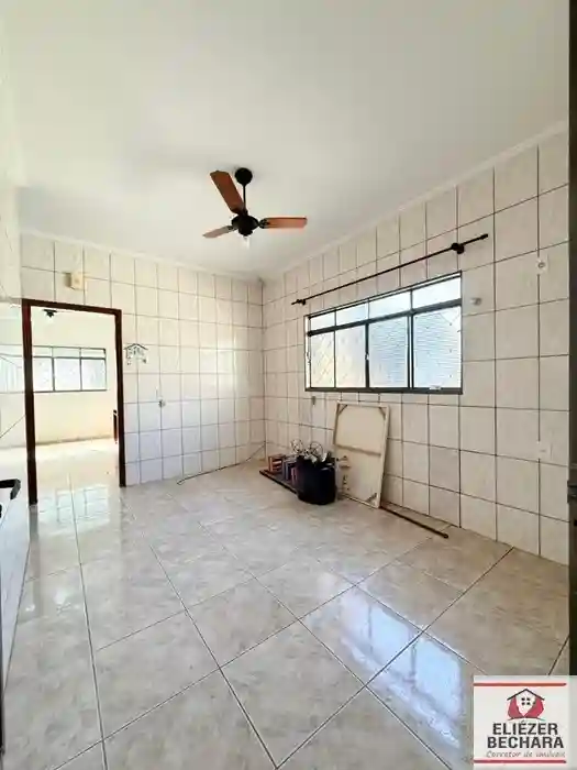 Casa com 3 quartos à venda, 120m² — foto 28 de 36