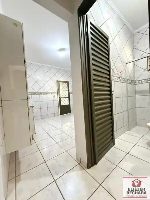 Casa com 3 quartos à venda, 120m² — foto 3 de 36