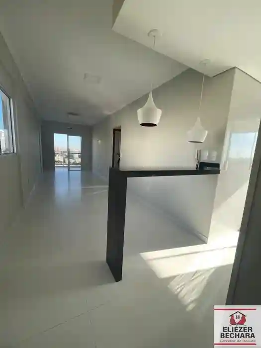 Apartamento com 2 quartos à venda, 70m² — foto 7 de 13