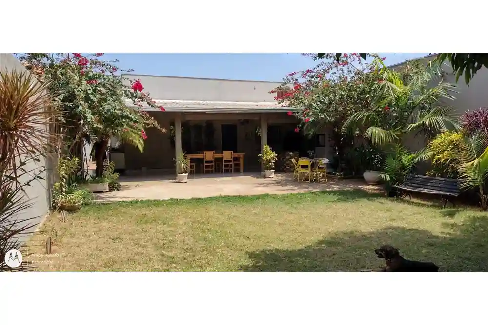 Fazenda / Sítio / Chácara com 3 quartos à venda, 500m² — foto 2 de 9