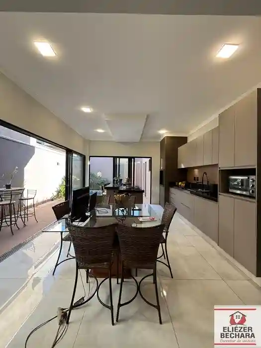 Casa de Condomínio com 3 quartos à venda, 160m² — foto 18 de 22