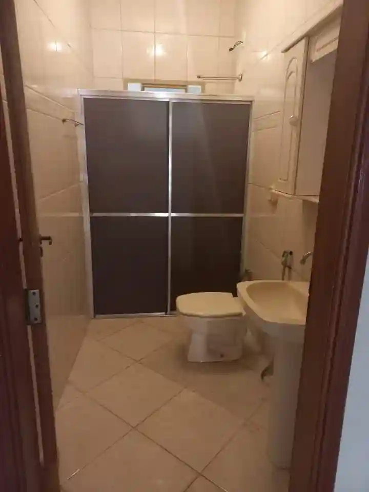 Casa com 3 quartos à venda, 228m² — foto 9 de 15