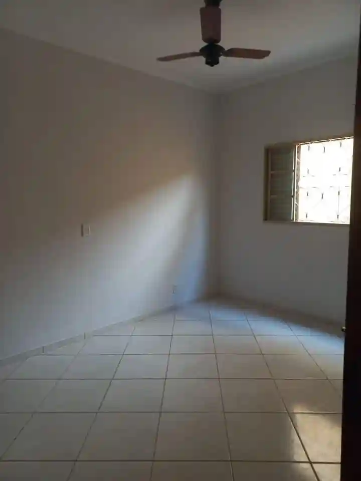 Casa com 3 quartos à venda, 228m² — foto 11 de 15