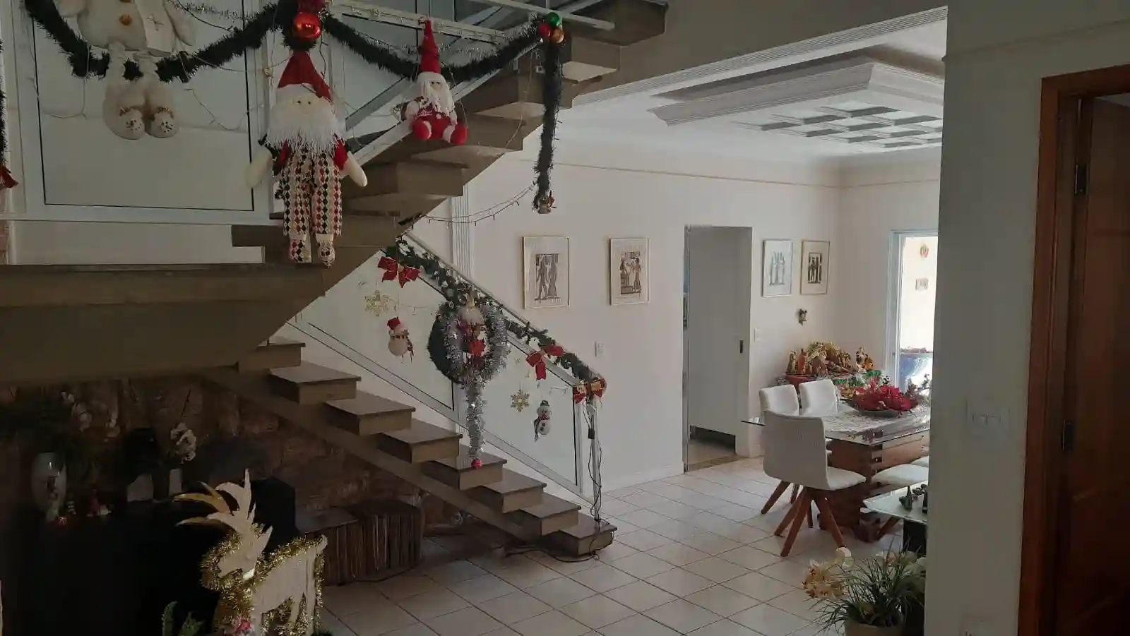 Casa com 5 quartos à venda, 372m² — foto 8 de 30