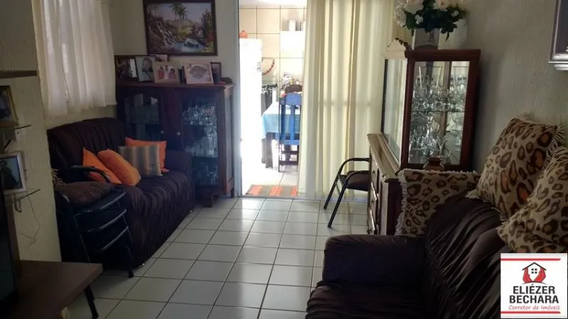 Casa de Condomínio à venda — foto 1 de 4