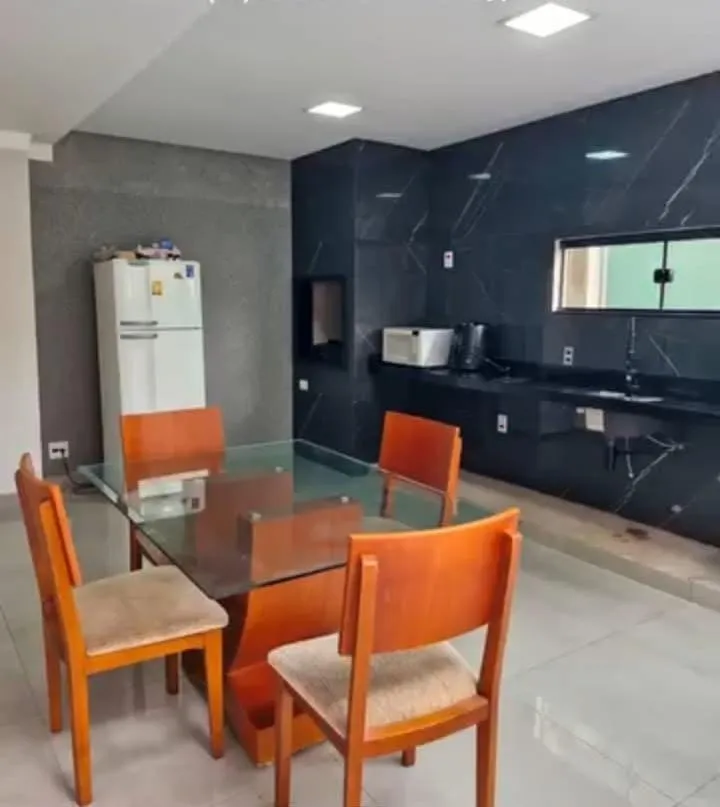 Casa de Condomínio com 3 quartos à venda, 140m² — foto 2 de 26