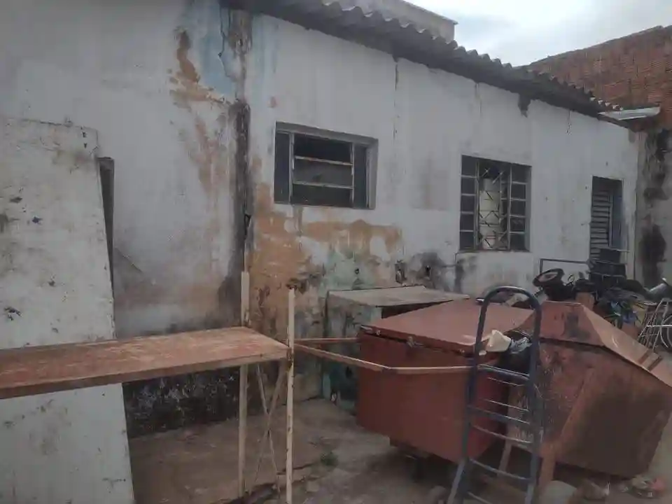 Casa com 3 quartos à venda, 70m² — foto 3 de 8