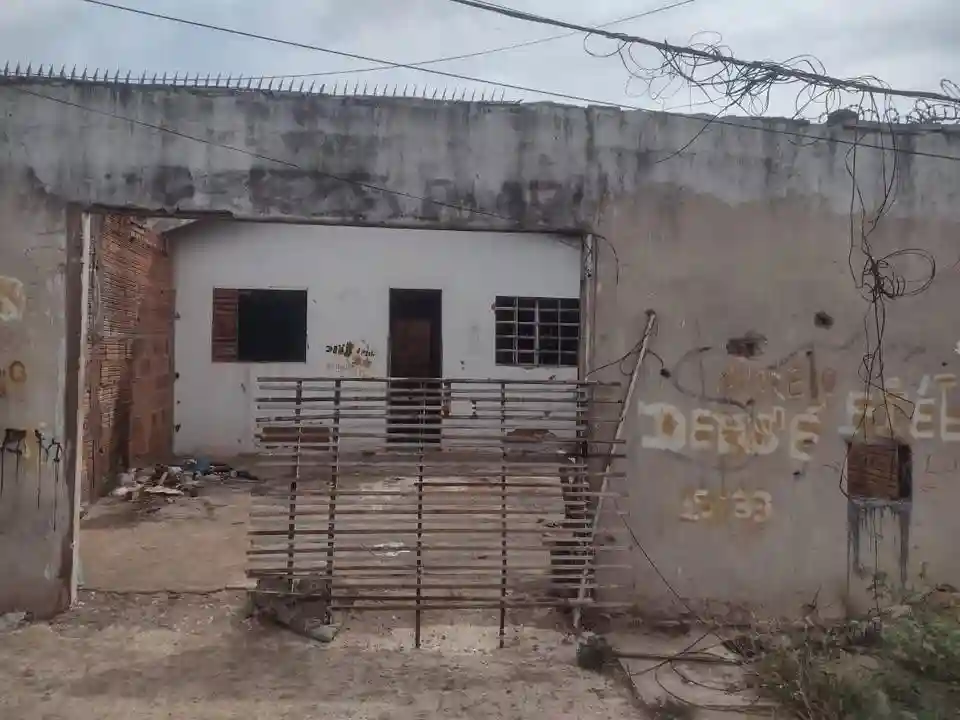 Casa com 3 quartos à venda, 70m² — foto 6 de 8