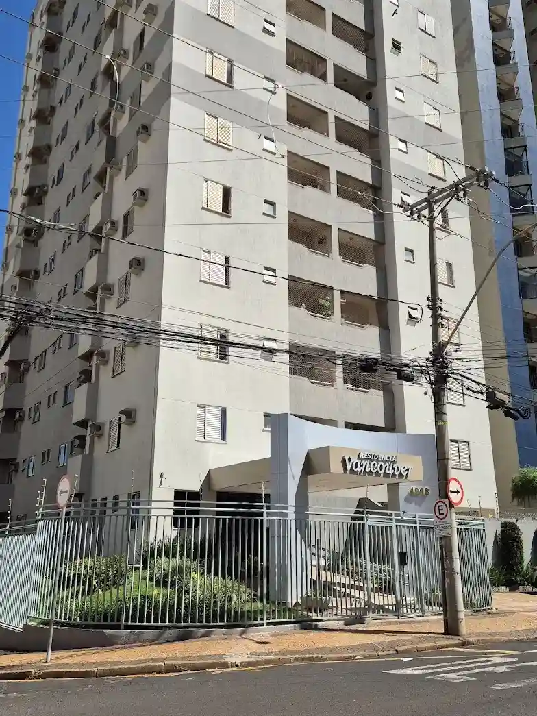 Apartamento com 3 quartos à venda, 100m² — foto 1 de 45