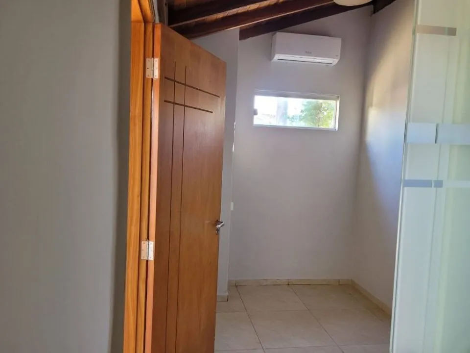 Casa à venda — foto 7 de 12