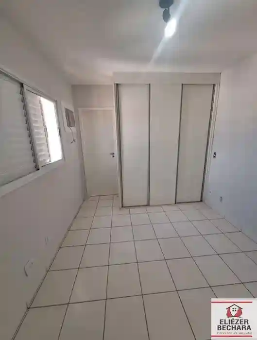 Apartamento com 2 quartos à venda, 70m² — foto 9 de 14