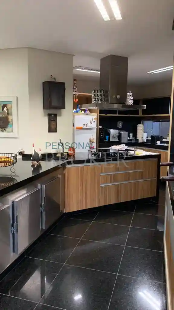 Casa de Condomínio com 4 quartos à venda, 238m² — foto 16 de 30