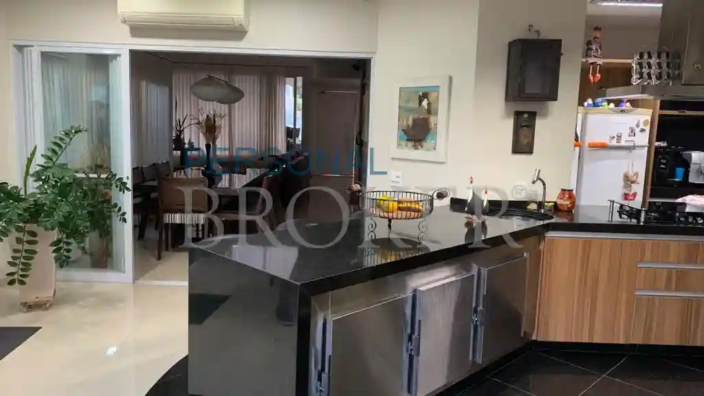 Casa de Condomínio com 4 quartos à venda, 238m² — foto 6 de 30