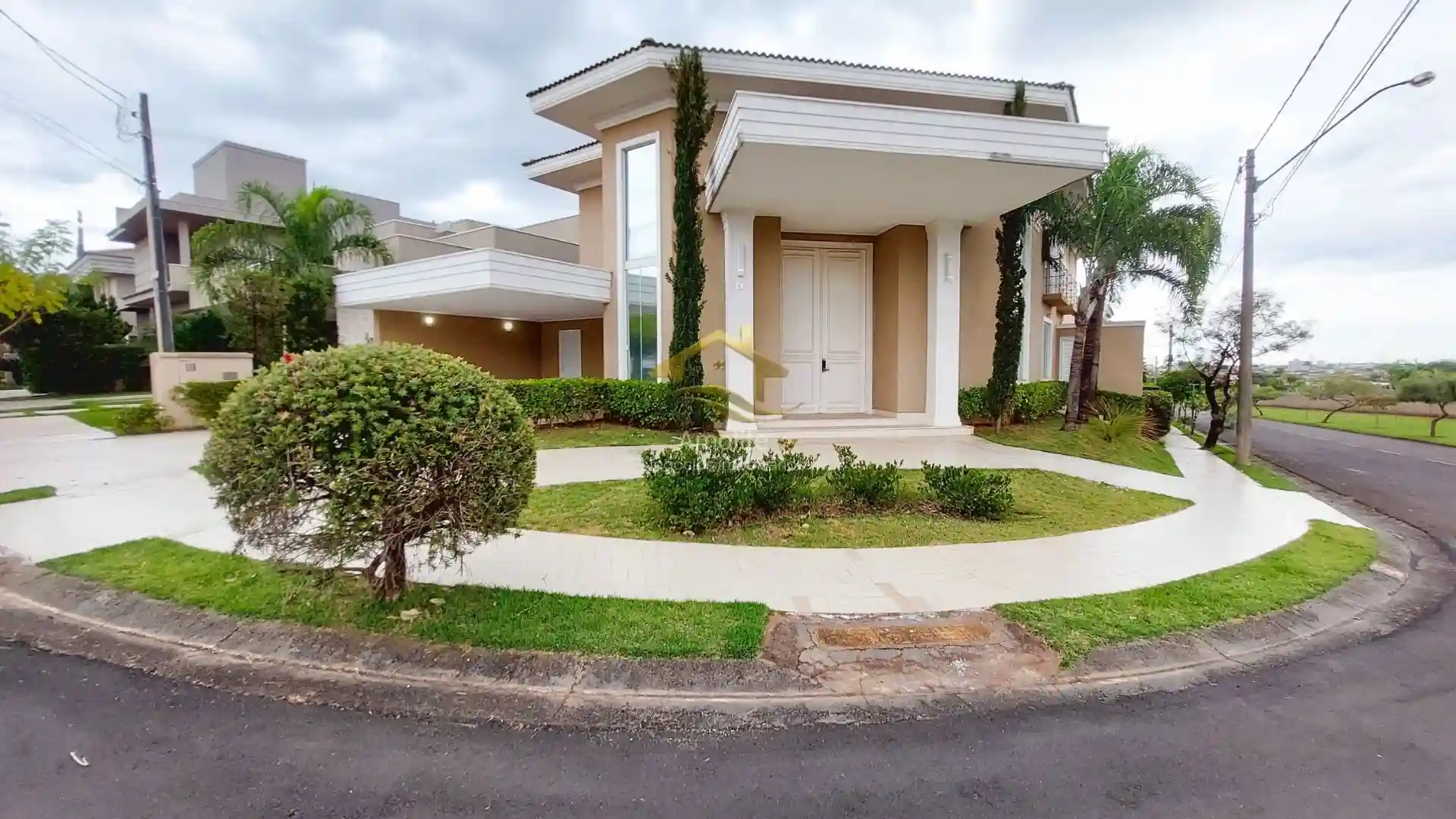 Casa de Condomínio com 4 quartos à venda, 328m² — foto 5 de 56