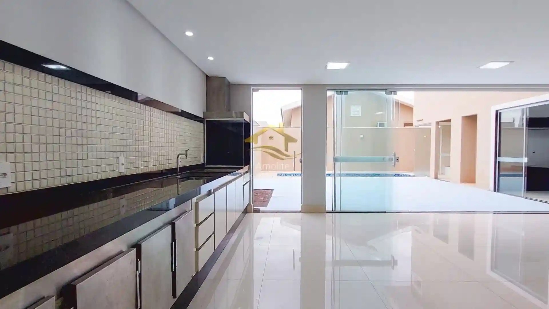 Casa de Condomínio com 4 quartos à venda, 328m² — foto 27 de 56