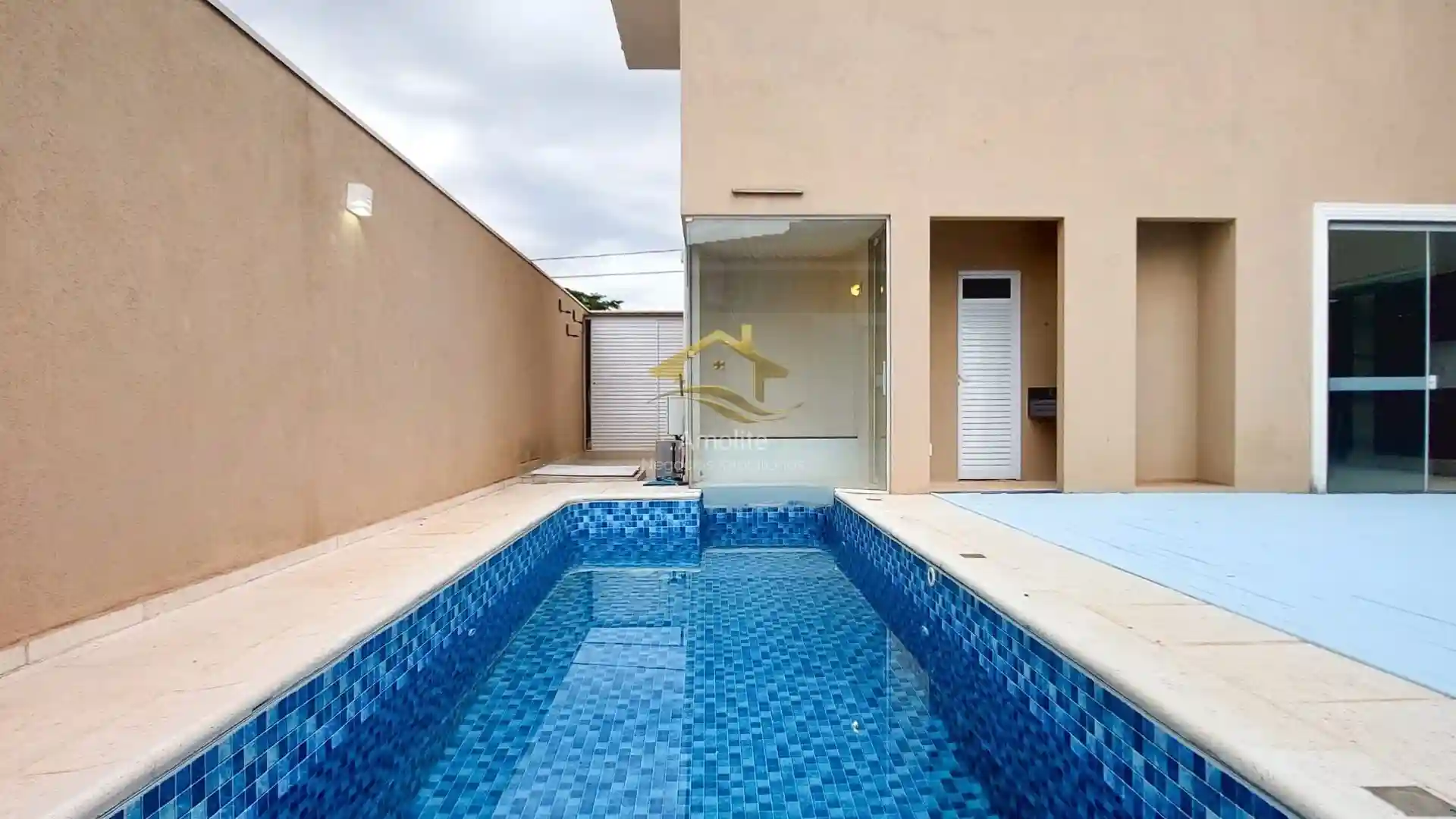 Casa de Condomínio com 4 quartos à venda, 328m² — foto 15 de 56