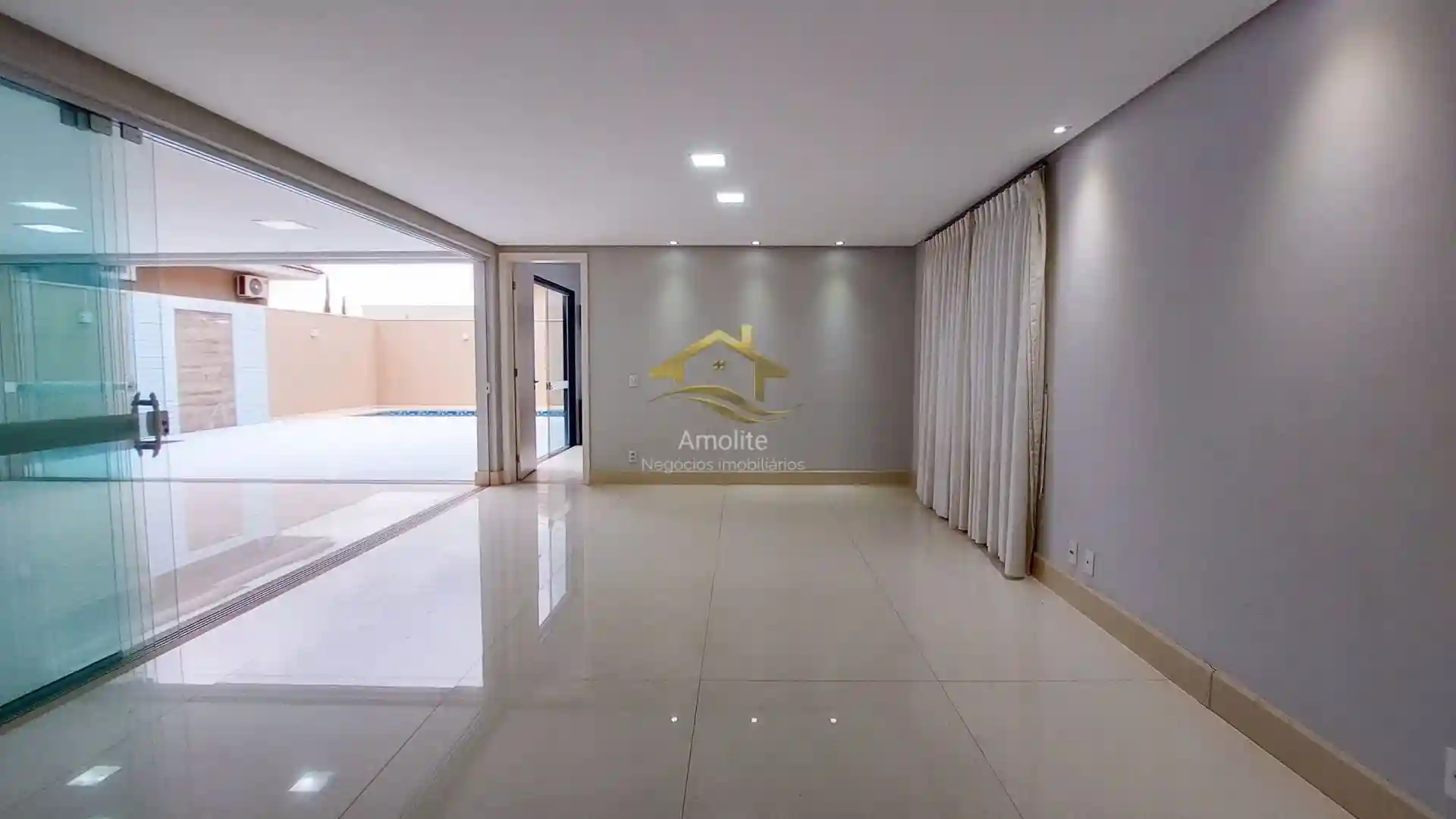 Casa de Condomínio com 4 quartos à venda, 328m² — foto 31 de 56
