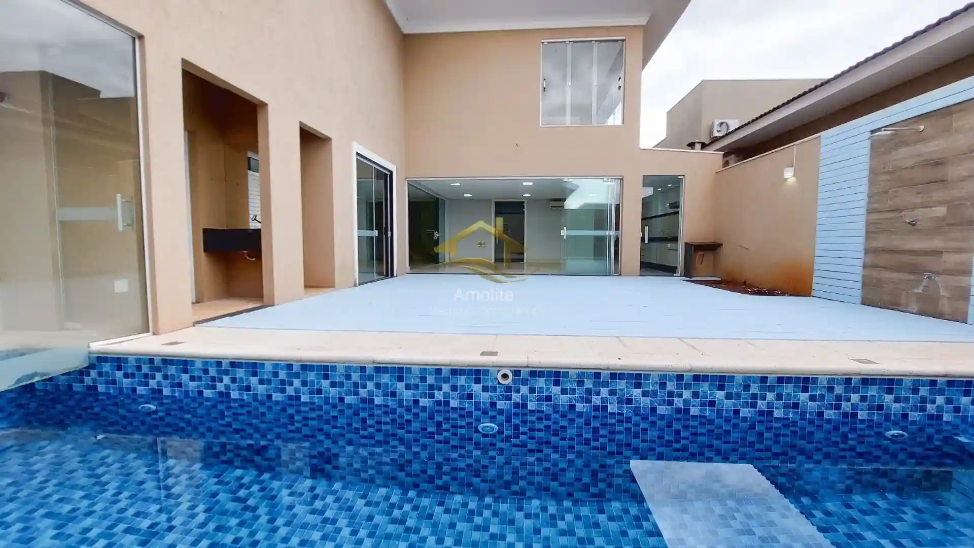 Casa de Condomínio com 4 quartos à venda, 328m² — foto 7 de 56