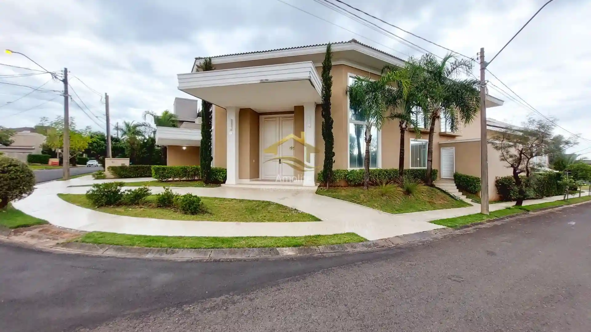 Casa de Condomínio com 4 quartos à venda, 328m² — foto 3 de 56