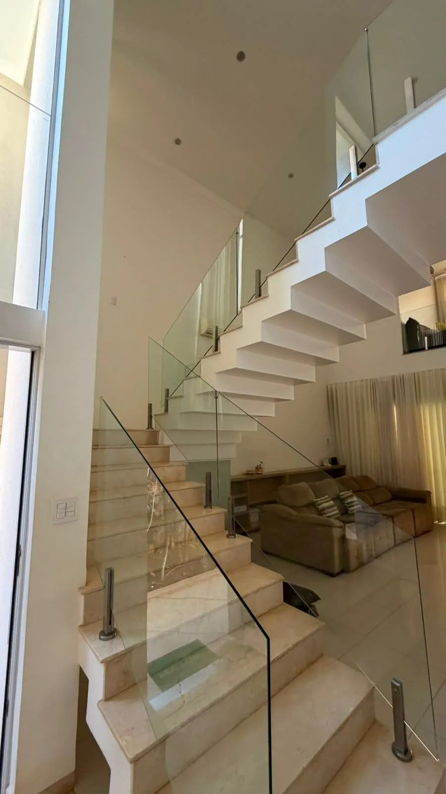 Casa de Condomínio com 3 quartos para aluguel, 70m² — foto 2 de 12