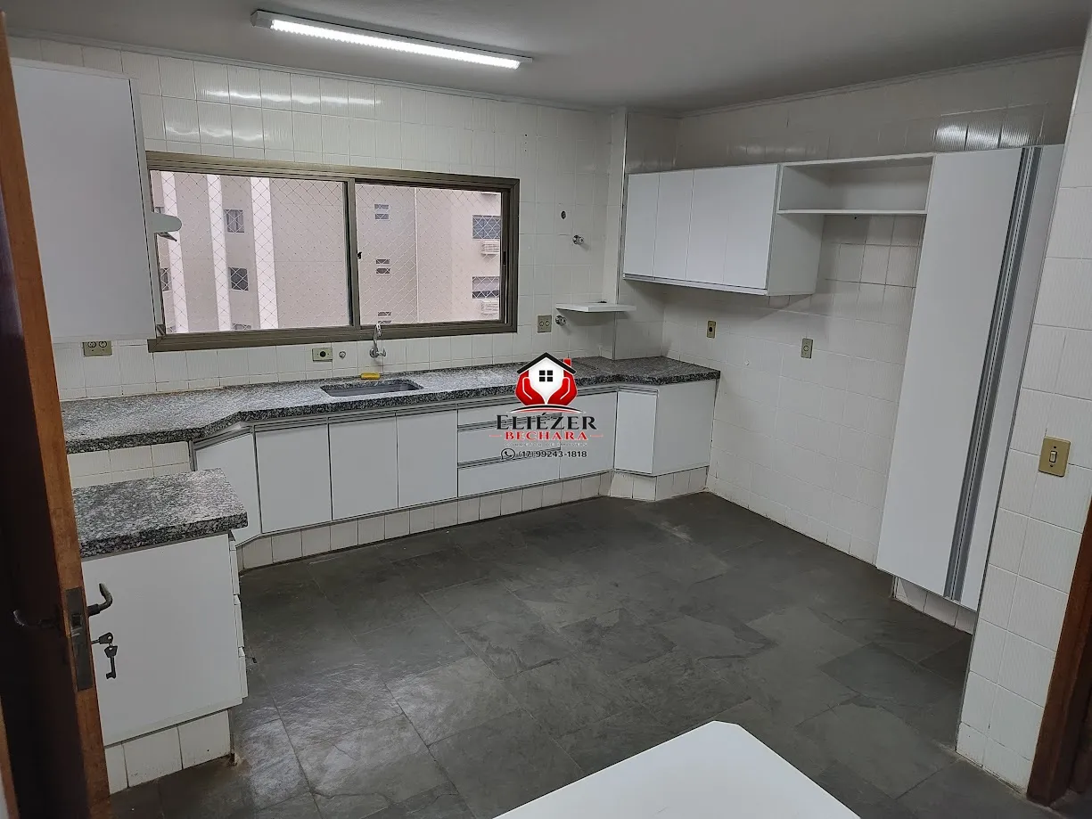 Apartamento com 3 quartos à venda, 234m² — foto 13 de 49