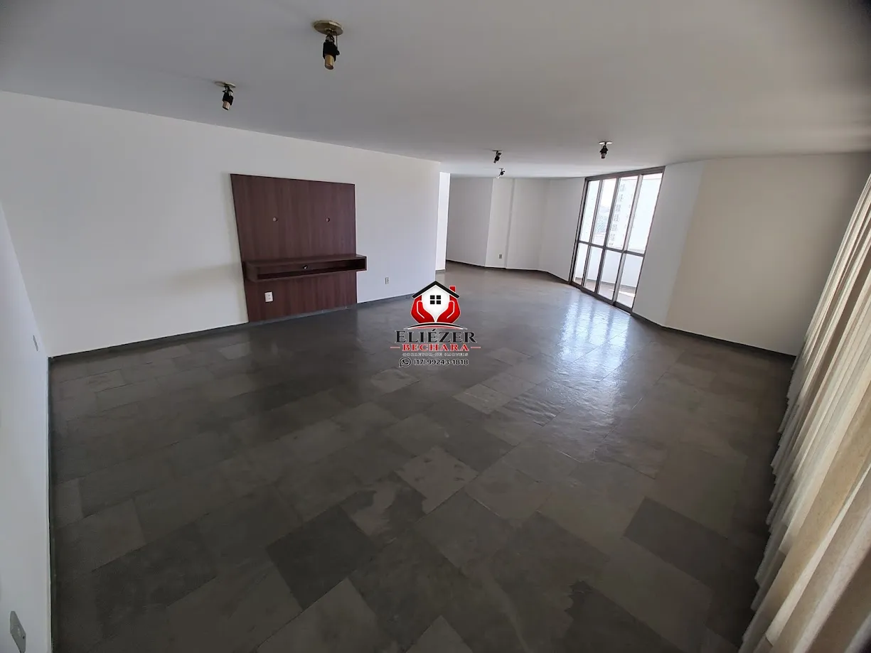 Apartamento com 3 quartos à venda, 234m² — foto 1 de 49