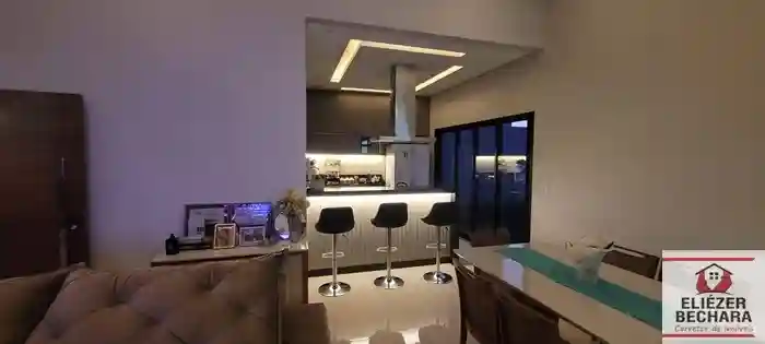 Casa com 2 quartos à venda, 100m² — foto 1 de 14