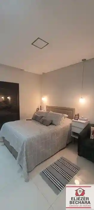 Casa com 2 quartos à venda, 100m² — foto 2 de 14