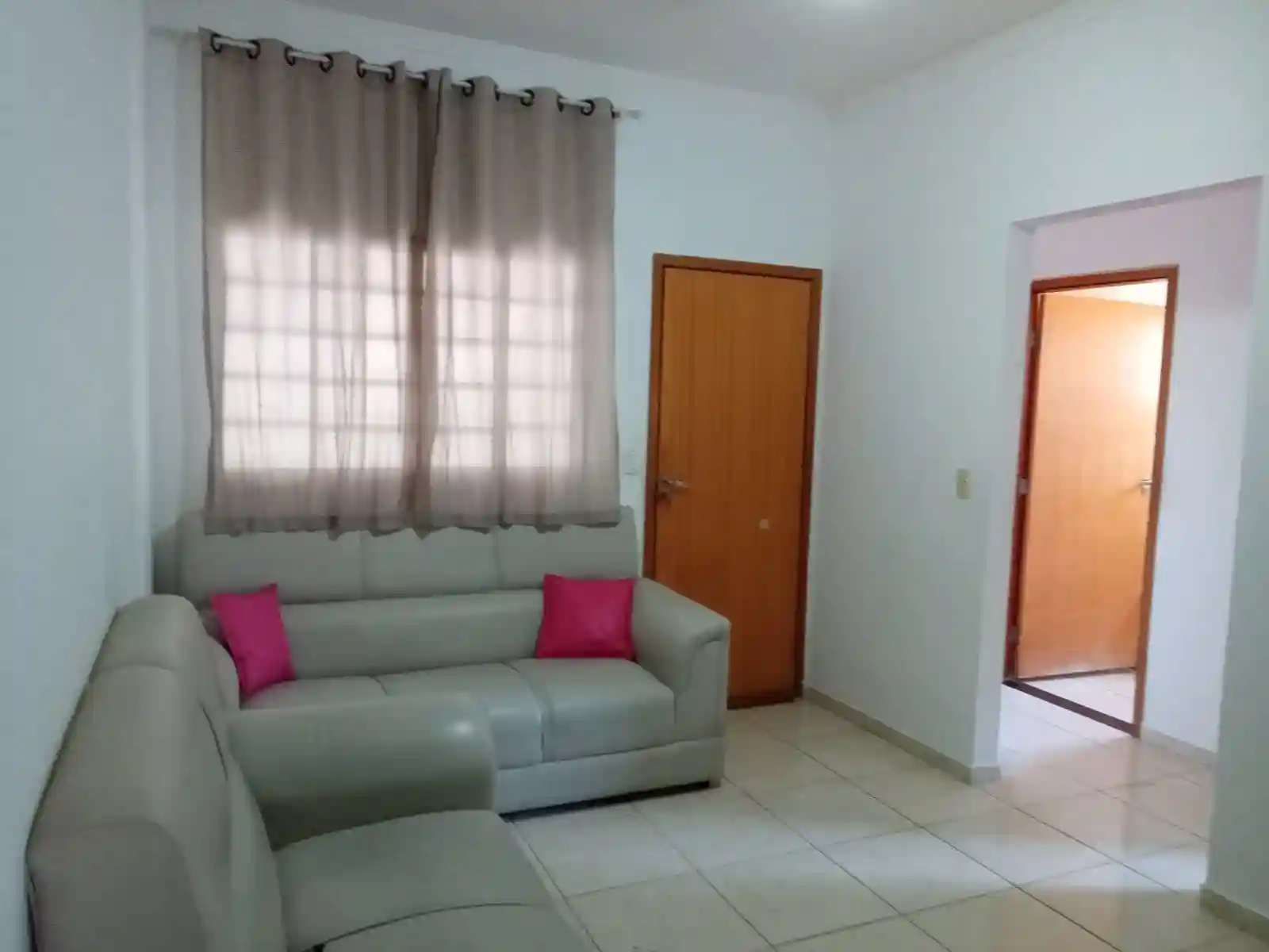 Casa com 2 quartos à venda, 145m² — foto 1 de 17